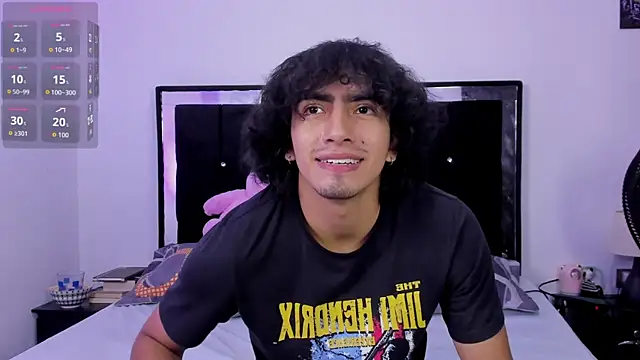 Snapshot of Shy_Mateo chatting on June 12, 2026, 11:46 pm Shy Mateo online show from June 12, 2026, 11:46 pm