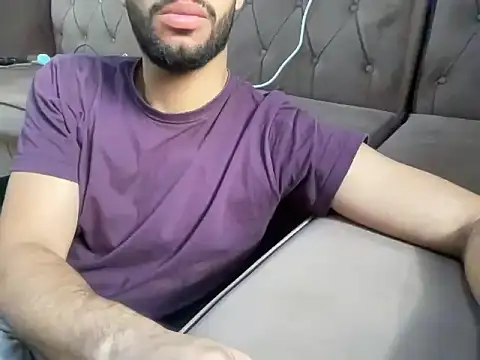 Snapshot of mo7amedos29 chatting on June 1, 2026, 4:35 am mo7amedos29 online show from June 1, 2026, 4:35 am