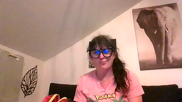 sexujuly88 online show from May 31, 2026, 7:47 pm