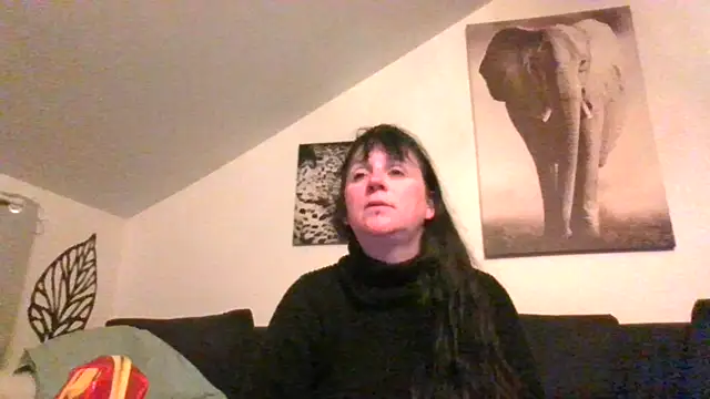 sexujuly88 online show from April 7, 2026, 9:16 pm