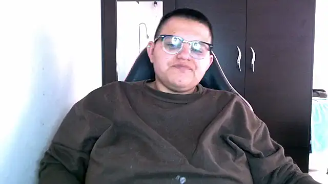 Snapshot of Kristy_rouseXXX chatting on July 16, 2026, 4:26 pm Kristy rouseXXX online show from July 16, 2026, 4:26 pm