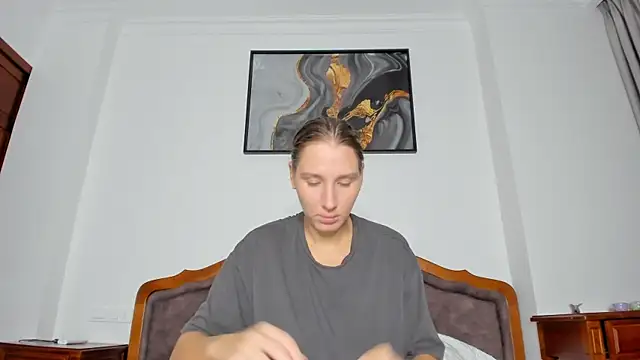 SofiClimbing online show from November 22, 2025, 9:41 am