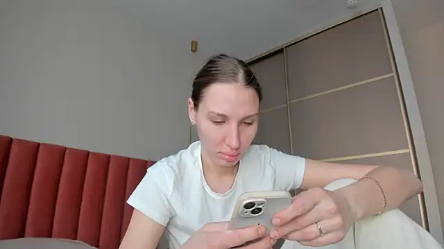 SofiClimbing online show from March 16, 2025, 12:34 am