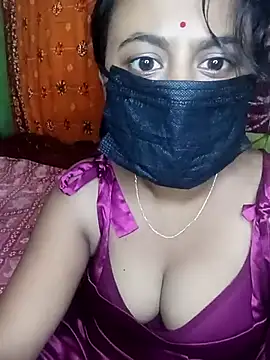 Sayanichatterjee024 online show from July 1, 2026, 7:52 am