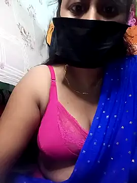 Sayanichatterjee024 online show from June 17, 2026, 6:02 am