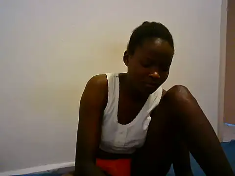 Snapshot of BerryJulie chatting on June 15, 2026, 9:31 am BerryJulie online show from June 15, 2026, 9:31 am