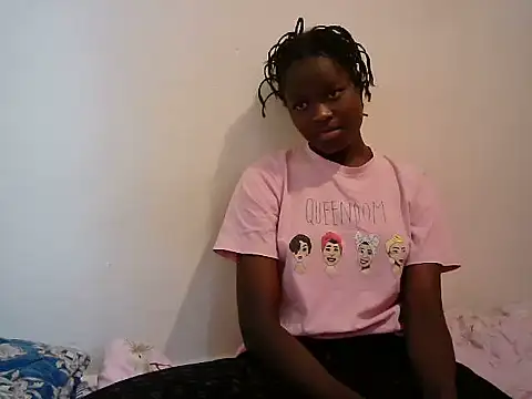 Snapshot of BerryJulie chatting on June 20, 2026, 8:30 am BerryJulie online show from June 20, 2026, 8:30 am