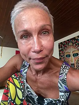 Snapshot of GymQueenCarmen chatting on July 20, 2026, 11:23 am GymQueenCarmen online show from July 20, 2026, 11:23 am