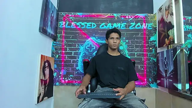 Snapshot of Yoel_Blessed chatting on July 1, 2026, 7:36 pm Yoel Blessed online show from July 1, 2026, 7:36 pm