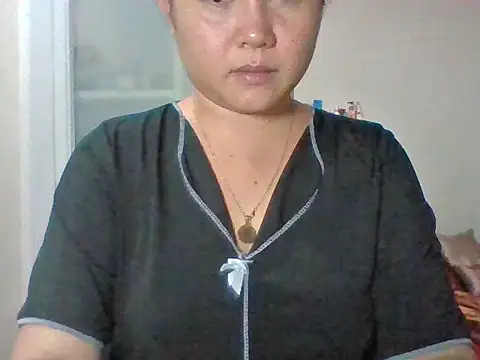 bitchychubby online show from July 6, 2026, 1:29 pm