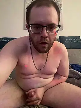 Snapshot of Bigdickdanko1995 chatting on June 8, 2026, 8:20 pm Bigdickdanko1995 online show from June 8, 2026, 8:20 pm
