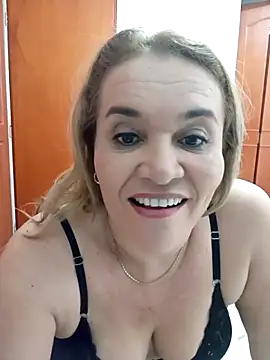 Snapshot of Sara_hilton02 chatting on June 11, 2026, 2:58 pm Sara hilton02 online show from June 11, 2026, 2:58 pm