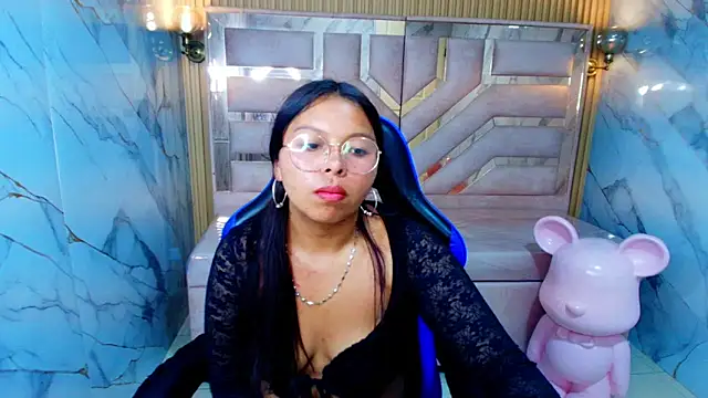 sophy r online show from June 3, 2026, 9:08 pm