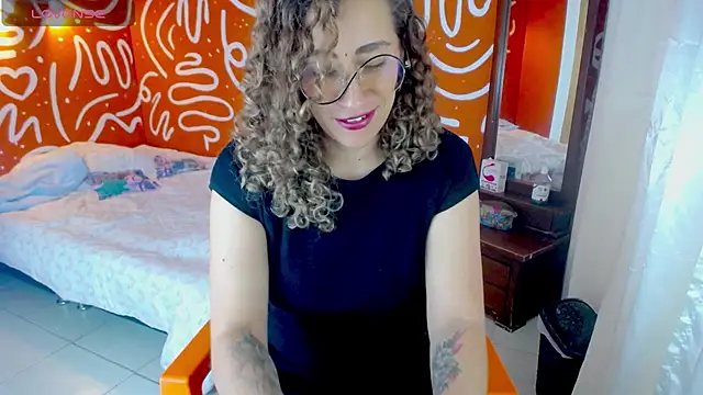 Snapshot of afrodita_marin chatting on July 8, 2026, 7:25 pm afrodita marin online show from July 8, 2026, 7:25 pm