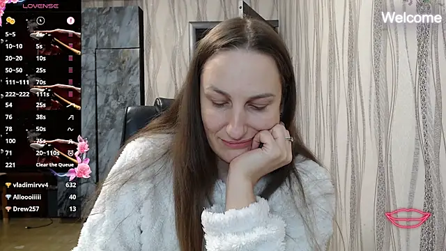 Yevgeshka-Milashka online show from October 16, 2025, 8:39 pm