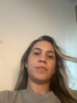 Snapshot of Betinhaalves chatting on June 22, 2026, 4:48 pm Betinhaalves online show from June 22, 2026, 4:48 pm
