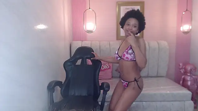 Snapshot of Cleoo_s chatting on June 6, 2026, 8:41 am Cleoo s online show from June 6, 2026, 8:41 am