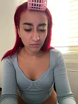 Snapshot of Juliethademon chatting on July 9, 2026, 2:05 pm Juliethademon online show from July 9, 2026, 2:05 pm