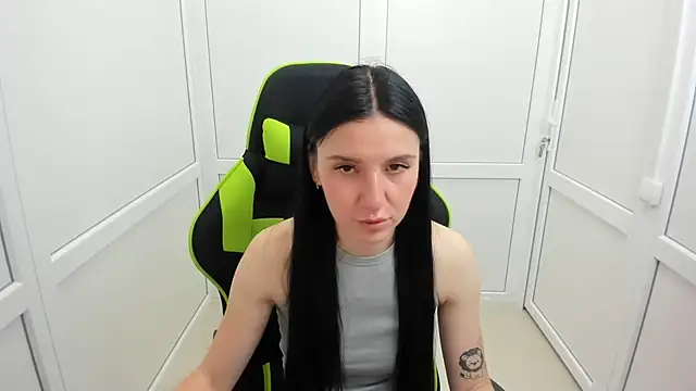 PatteMeoww online show from June 15, 2026, 1:22 pm