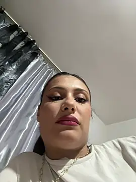 Snapshot of sexxycouple43 chatting on July 8, 2026, 9:37 pm sexxycouple43 online show from July 8, 2026, 9:37 pm