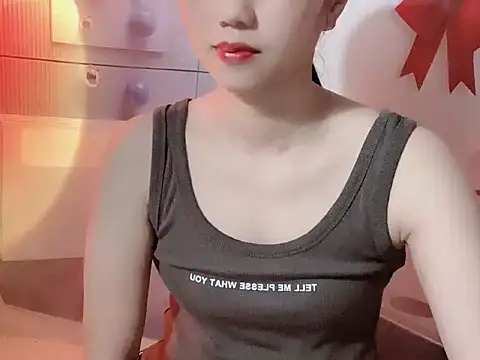 Snapshot of -Lylyn- chatting on June 9, 2026, 5:52 am -Lylyn- online show from June 9, 2026, 5:52 am