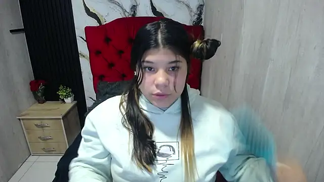tiana wolf online show from June 10, 2026, 11:55 am