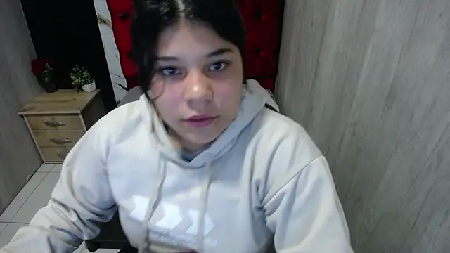 tiana wolf online show from June 16, 2026, 12:05 pm