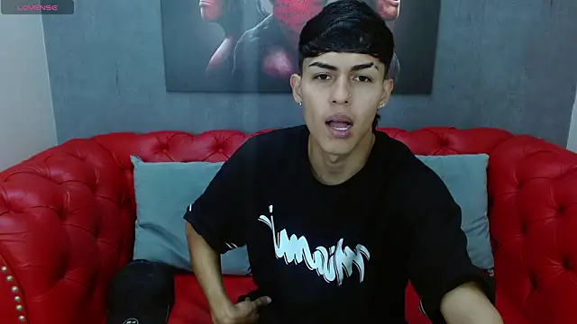 Axel Mendozaa online show from June 8, 2026, 4:29 pm