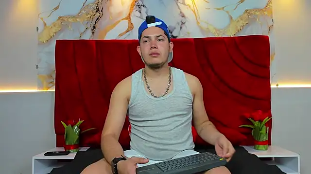 Snapshot of gael_prince_ chatting on June 19, 2026, 8:36 pm gael prince online show from June 19, 2026, 8:36 pm
