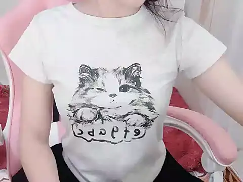 Snapshot of BUNNIIE_MIE chatting on July 25, 2026, 4:20 am BUNNIIE MIE online show from July 25, 2026, 4:20 am