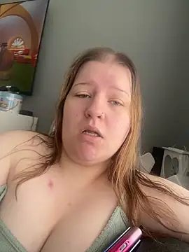 Curvy Vanilla online show from June 9, 2026, 9:21 am