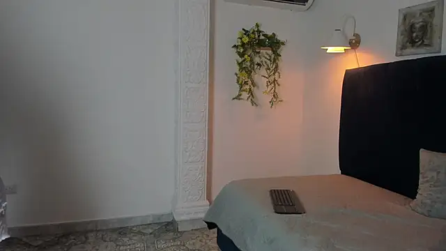 velvet sex23 online show from June 15, 2026, 4:34 am