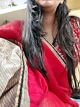 Snapshot of Romantic_riya_06 chatting on June 21, 2026, 10:32 am Romantic riya 06 online show from June 21, 2026, 10:32 am