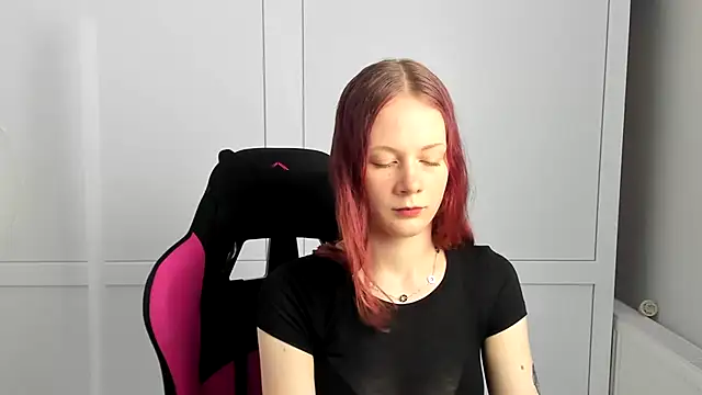 Snapshot of Skylar_spring chatting on July 1, 2026, 6:14 am Skylar spring online show from July 1, 2026, 6:14 am