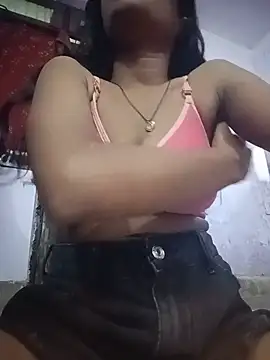 kajal jain00 online show from July 5, 2026, 4:58 pm