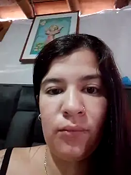 talia11 online show from June 4, 2026, 4:33 pm