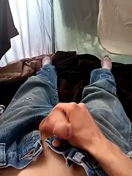 Mstrdstrctn7 online show from March 6, 2025, 10:15 pm