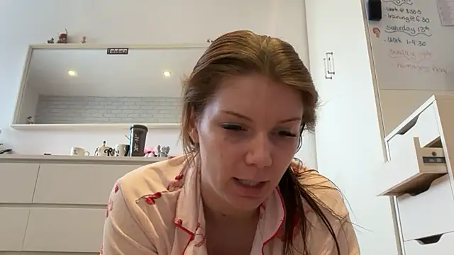 Melissamayy online show from June 8, 2026, 12:06 pm
