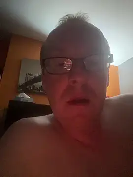 Snapshot of Palered chatting on June 11, 2026, 11:02 pm Palered online show from June 11, 2026, 11:02 pm
