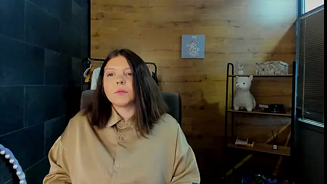 Snapshot of DebraaGraham chatting on June 10, 2026, 9:10 am DebraaGraham online show from June 10, 2026, 9:10 am