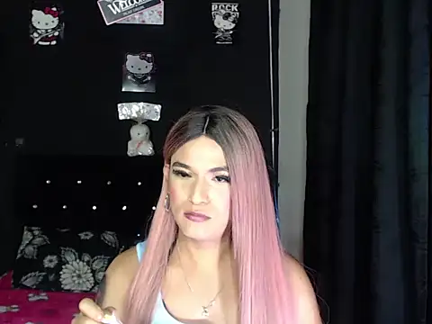 Snapshot of madame_kitty chatting on July 7, 2026, 3:09 am madame kitty online show from July 7, 2026, 3:09 am