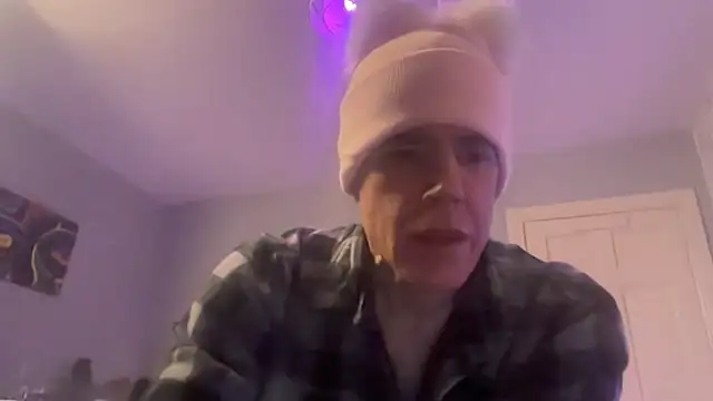 LilithRiaghanSkye online show from June 10, 2026, 12:01 am