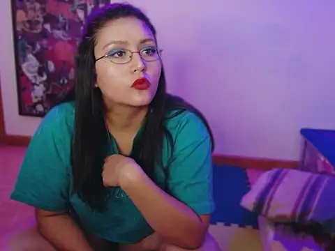Magdalena71588 online show from July 16, 2026, 2:19 am