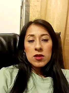 Snapshot of ELY_FE_ chatting on July 15, 2026, 3:57 am ELY FE online show from July 15, 2026, 3:57 am