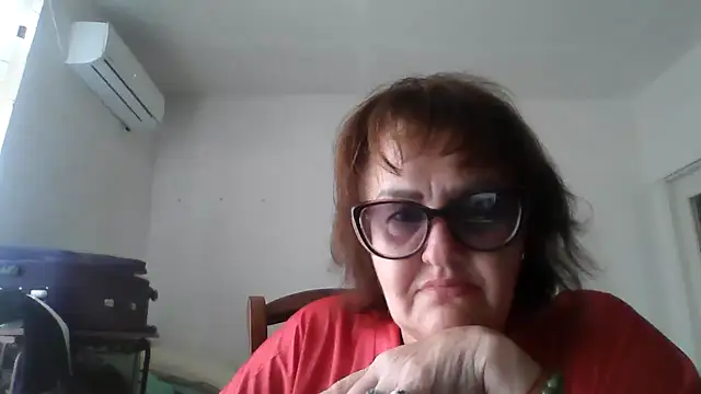 ErikaXShine online show from June 19, 2026, 12:22 pm