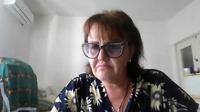 ErikaXShine online show from June 23, 2026, 11:41 am