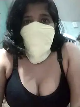 Snapshot of Naughty_dii chatting on June 12, 2026, 5:32 pm Naughty dii online show from June 12, 2026, 5:32 pm