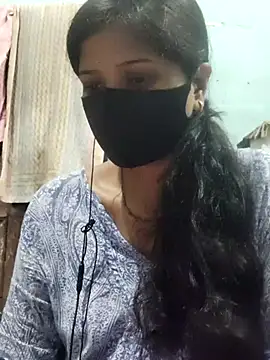 Snapshot of Naughty_dii chatting on July 10, 2026, 4:18 pm Naughty dii online show from July 10, 2026, 4:18 pm