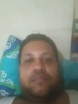 Snapshot of BustlingShirt chatting on June 10, 2026, 6:09 pm BustlingShirt online show from June 10, 2026, 6:09 pm