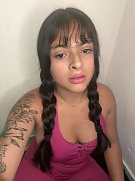 canelareina online show from July 28, 2026, 10:53 pm